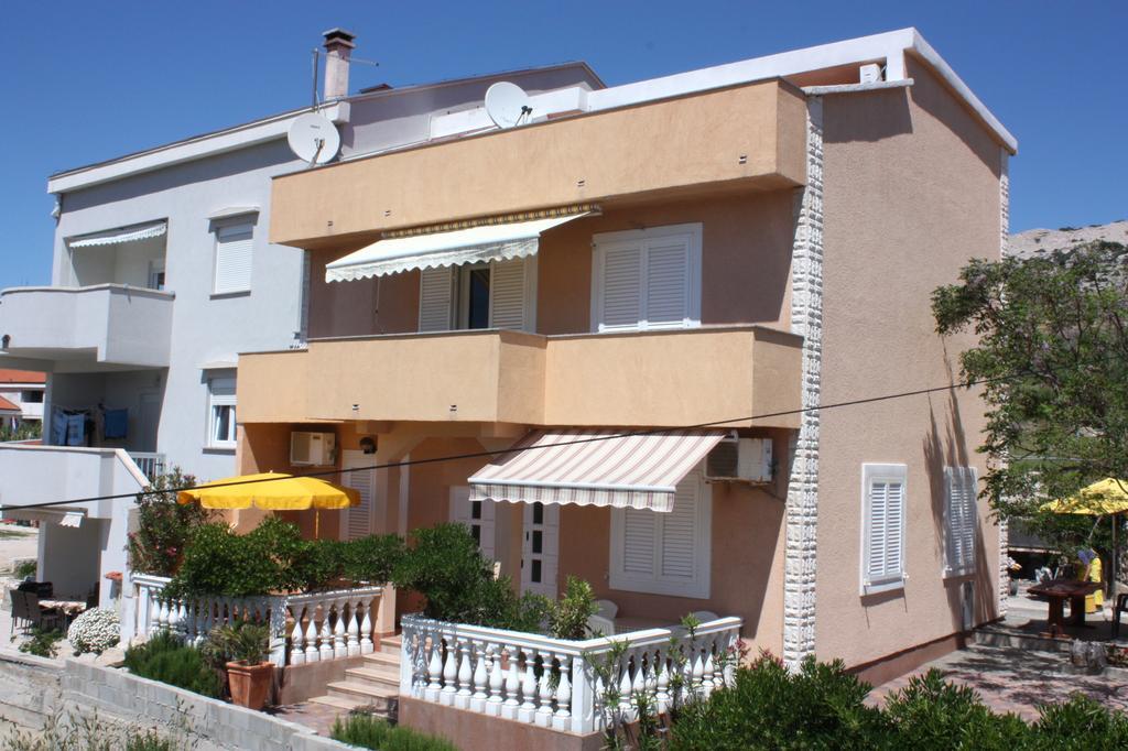 Apartments Kaja Pag Town Buitenkant foto